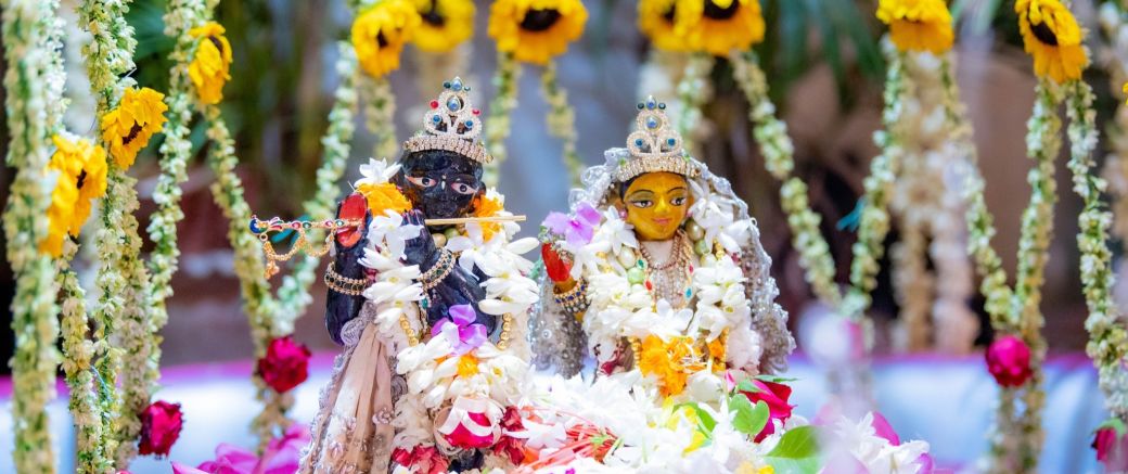 Salila Vihar – The Water Pastimes of Sri Sri Radha Madhava in Mayapur